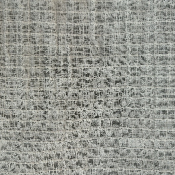 URBAN OUTFITTERS White Windowpane Cropped Camp Shirt Buttoned Large - Picture 8 of 11